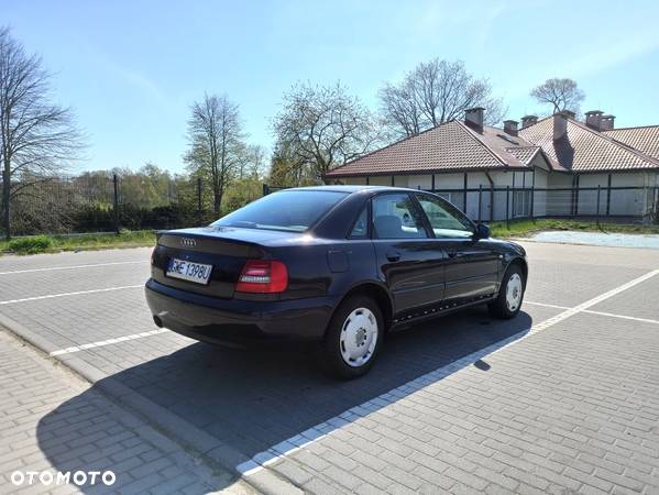 Audi A4 Avant 1.6 - 15