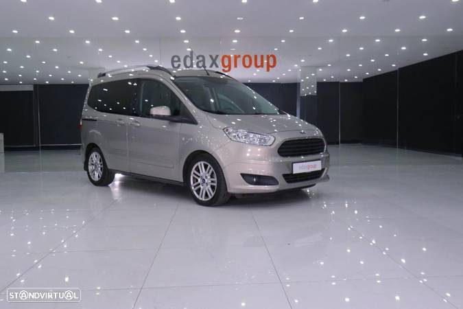 Ford Tourneo Courier 1.5 TDCi Titanium - 1