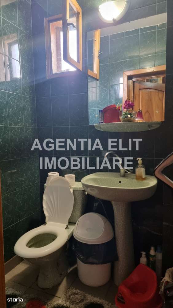 Casa, zona Spitalului de Copii-5