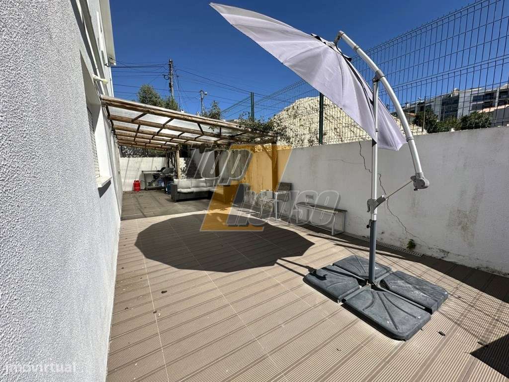 Moradia Isolada T4+1 - Vista de Mar - Charneca de Caparica-37