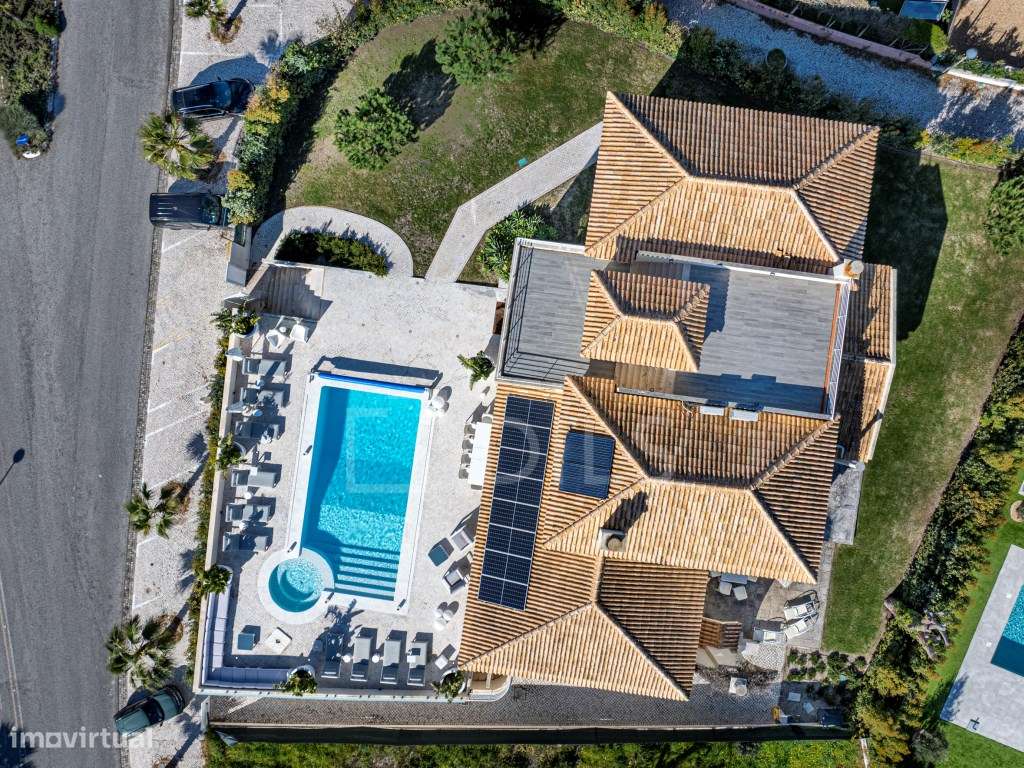 Moradia T6+1 em Soltróia, junto à praia, com piscina-37