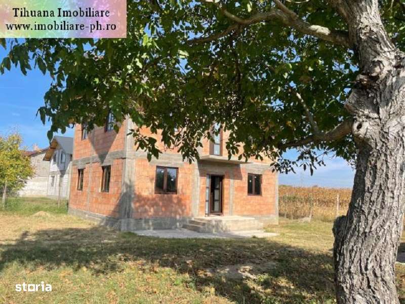 Casa la rosu de vanzare - Lipanesti-0