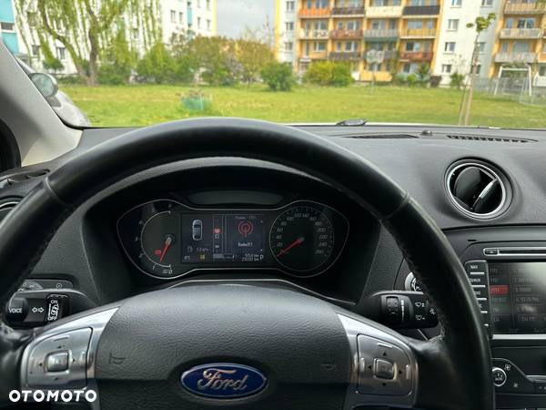 Ford Mondeo 2.0 TDCi Ambiente MPS6 - 8