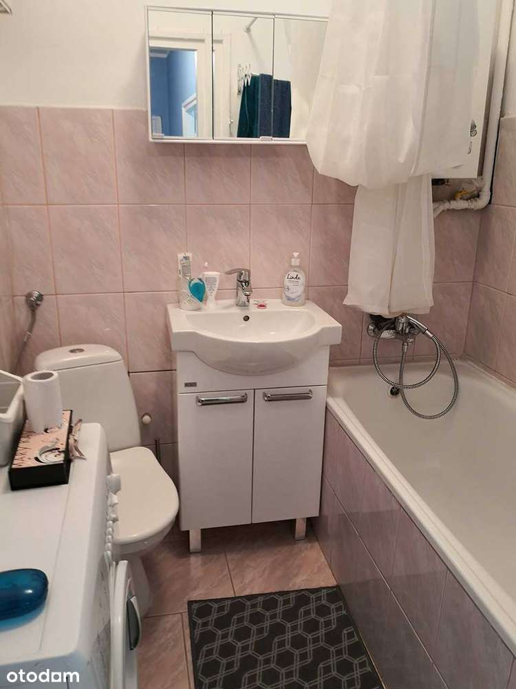 Atrakcyjny pokój ścisle centrum, umeblowany, klimatyzacja, balkon! - Pełny obrazek: 5/9