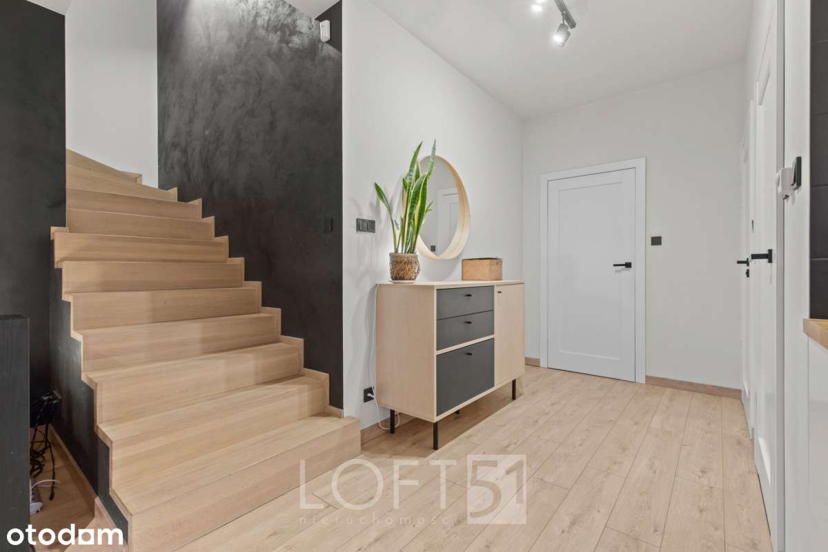 Dom w otoczeniu natury z dużą działką-7