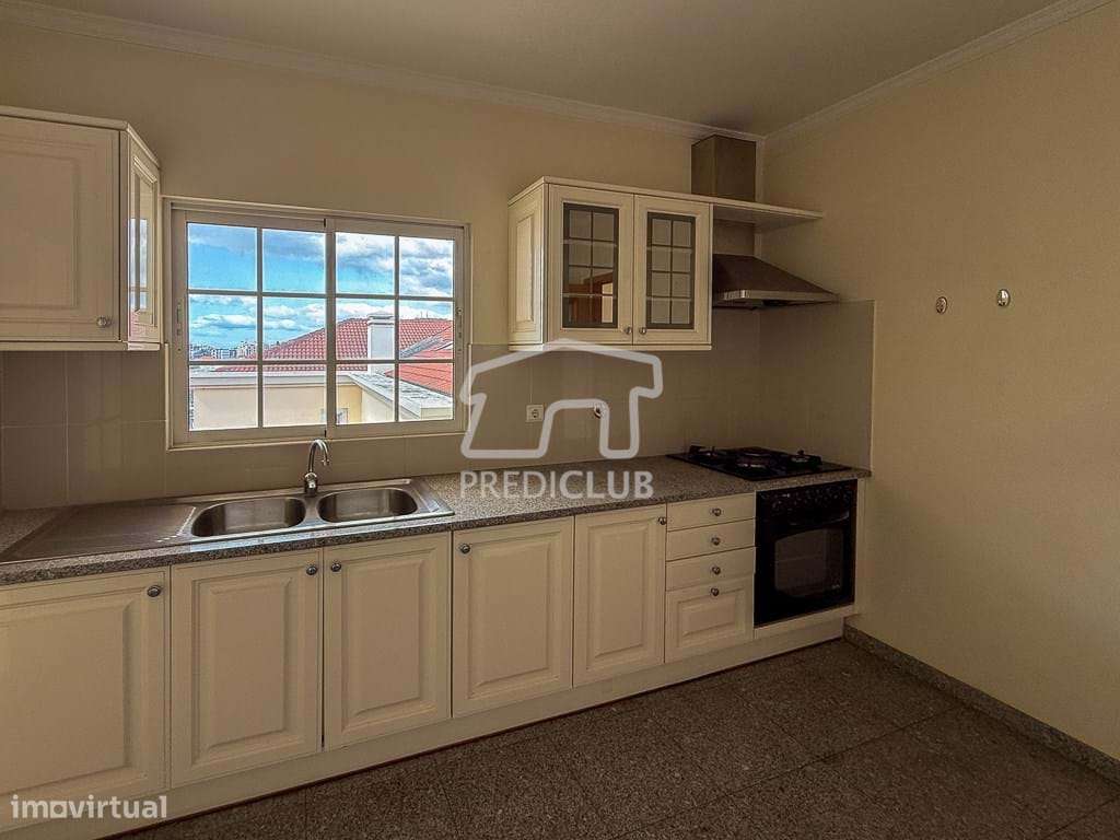 Apartamento T1 + 1 - Funchal / Achada-13