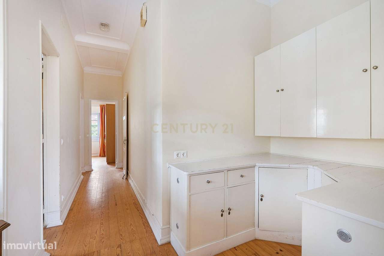 Fantástica Moradia no Restelo - Belém-7