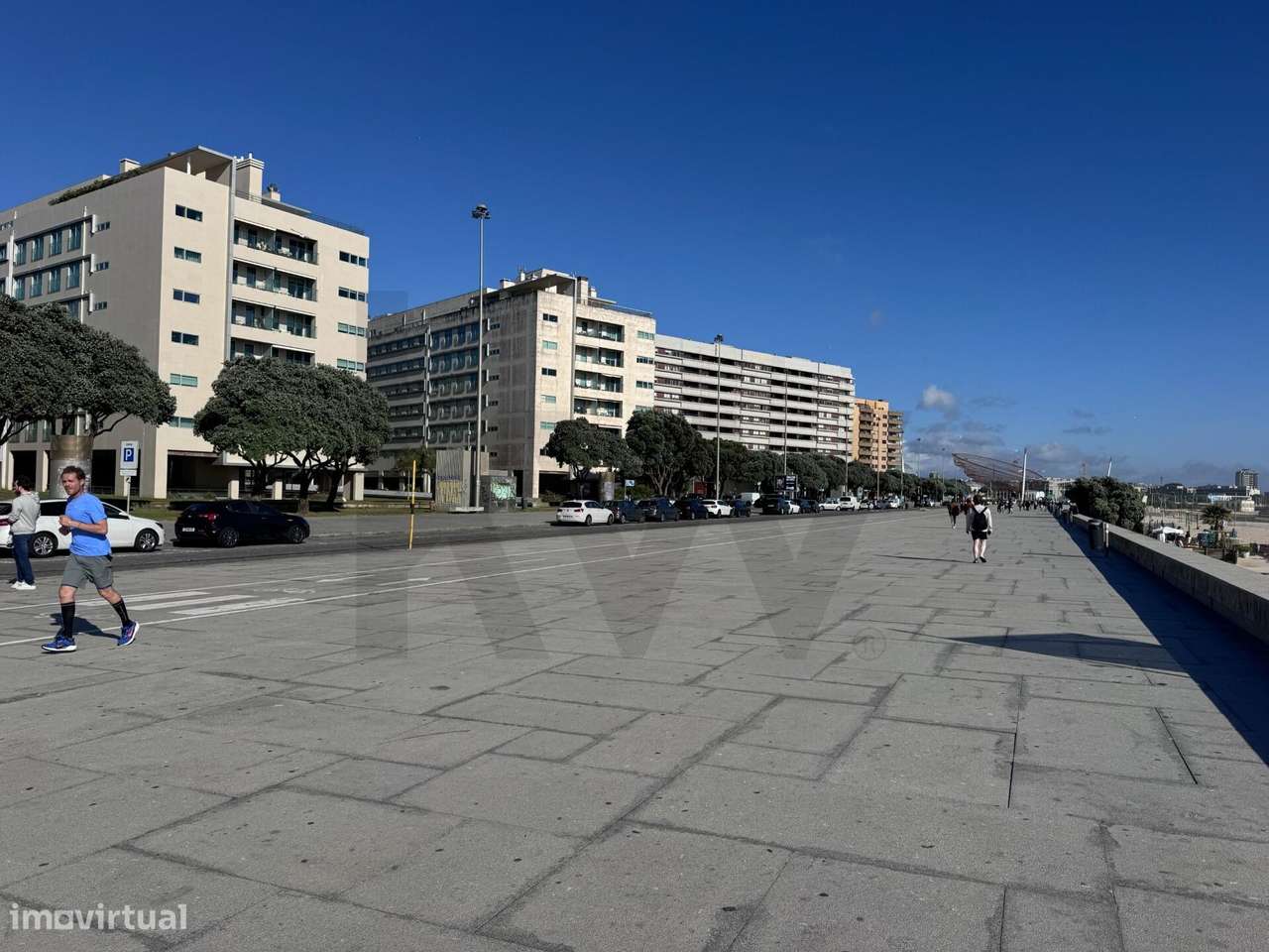 Apartamento T4 na Primeira Linha de Mar em Matosinhos-2