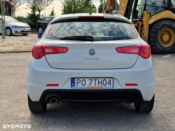 Alfa Romeo Giulietta - 7