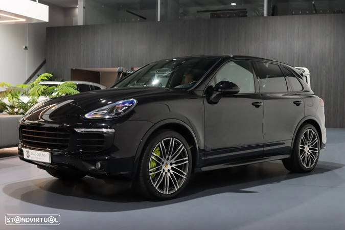 Porsche Cayenne S E-Hybrid Platinum Edition - 1