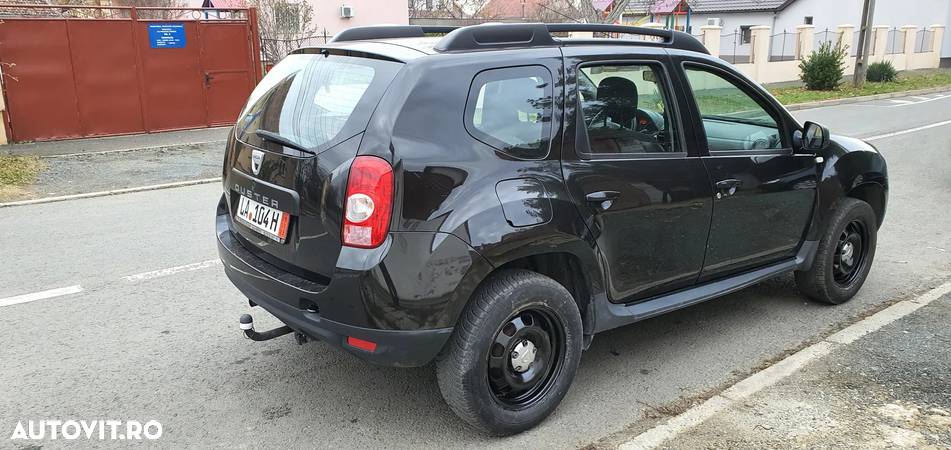 Dacia Duster 1.6 4x2 Laureate - 5