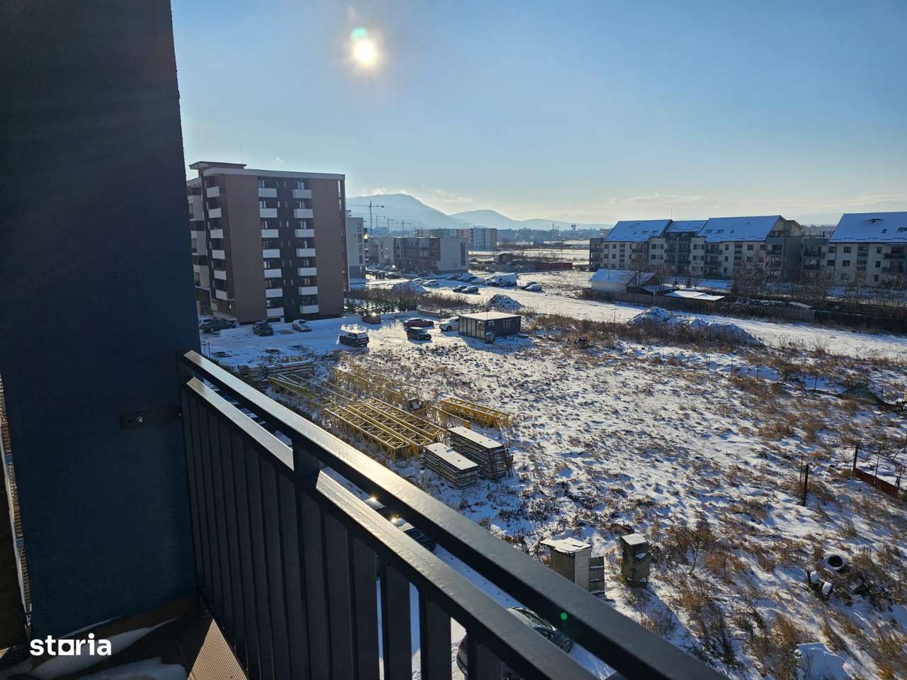 Oferta ! Apartament 3 Camere Decomandat- Zona Coresi-10