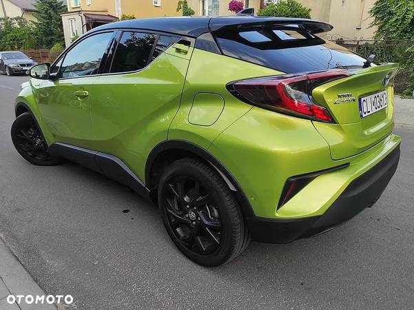 Toyota C-HR Hybrid Style Selection - 4