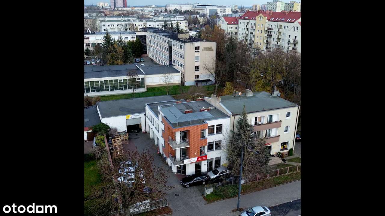 Nowoczesny budynek handlowo–usługowo–biurowy na sprzedaż – Bydgoszcz-6