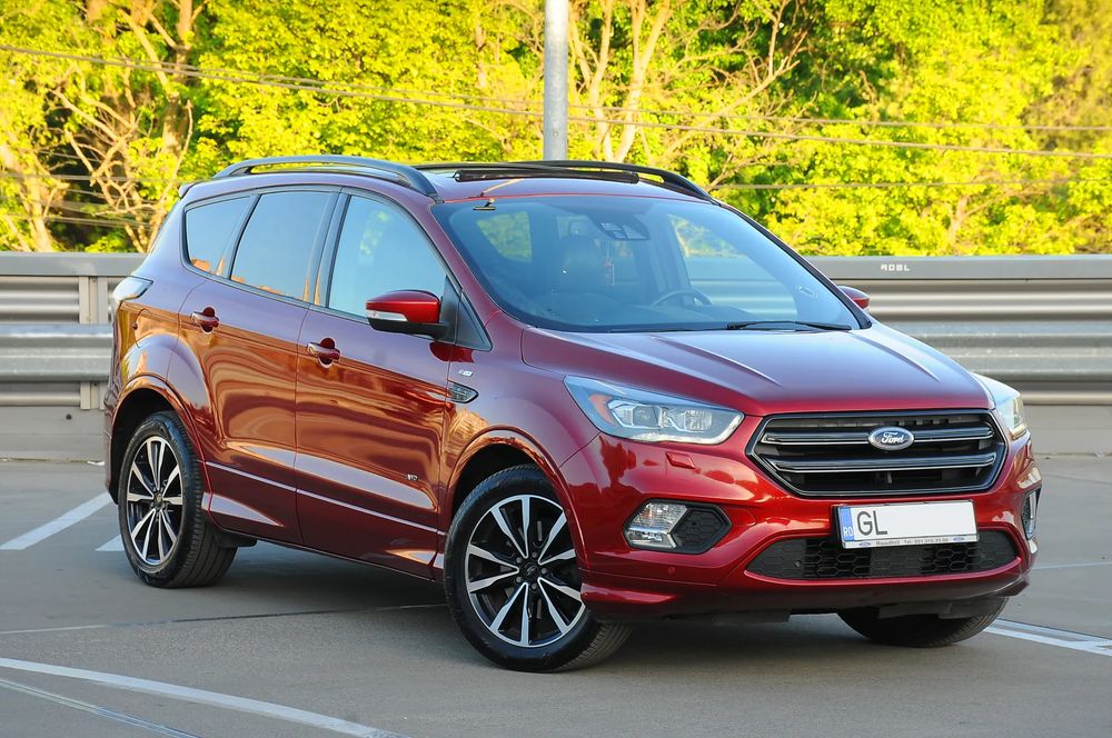 Ford Kuga II [2012 - 2019] 2.0 TDCi 4WD Powershift ST-Line 2017