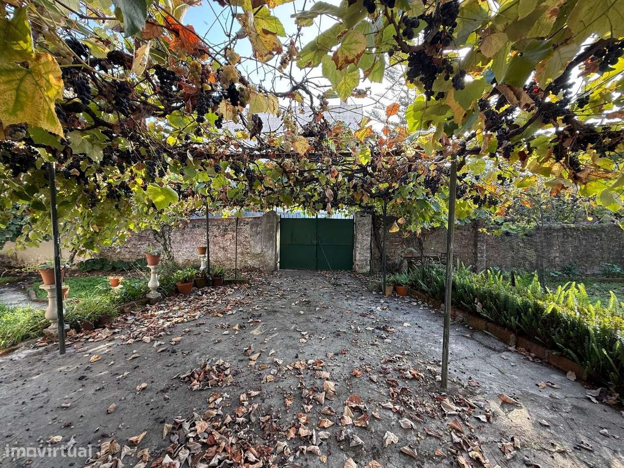 Moradia T4 no Centro de Ovar-46