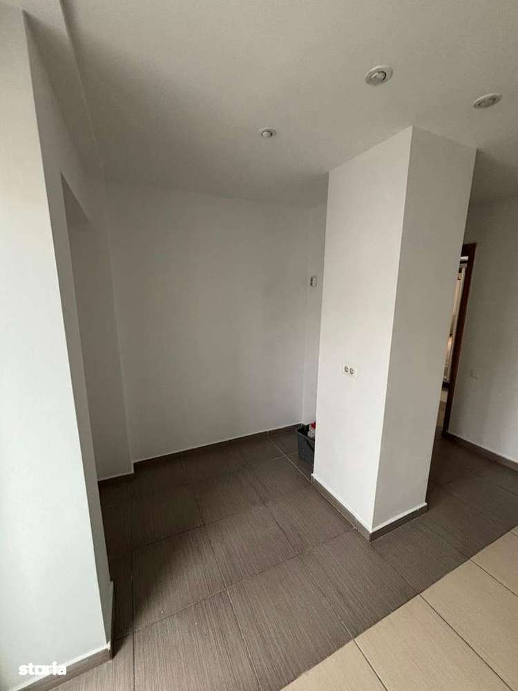 Bulevardul Decebal, 2 camere! Vedere stradala pe sud - Imagine principală: 5/8