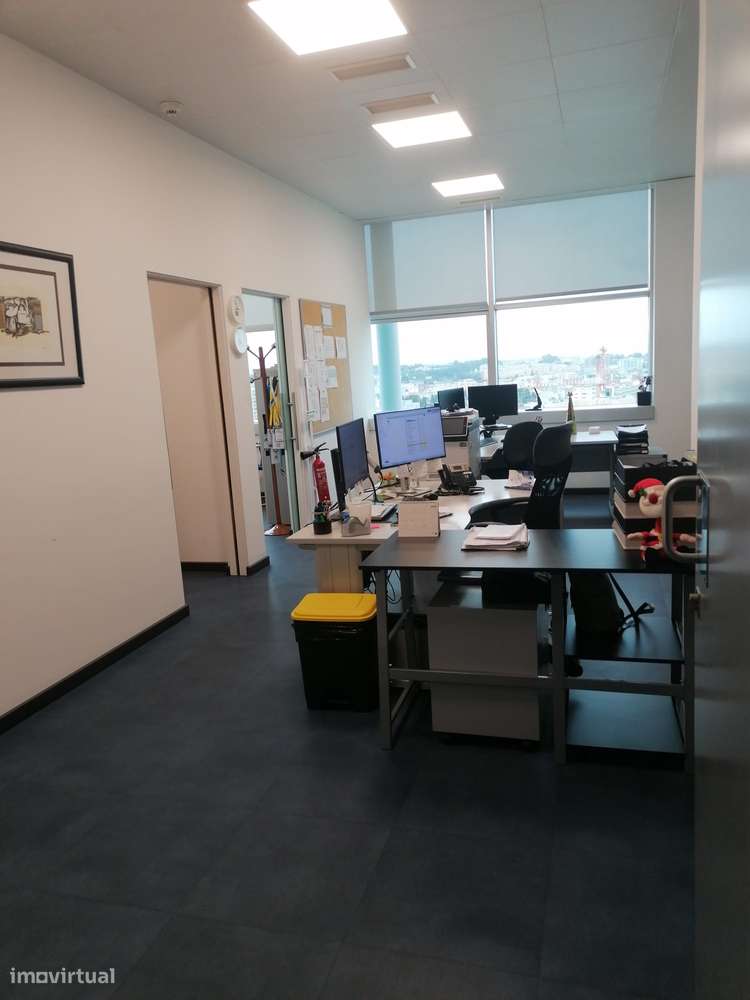 Escritório junto Futura linha metro Rubi - Grande imagem: 4/9