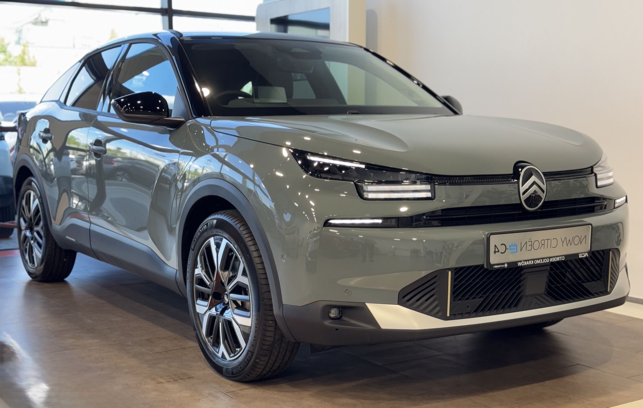 C4 MAX Elektryczny156KM Extended Range