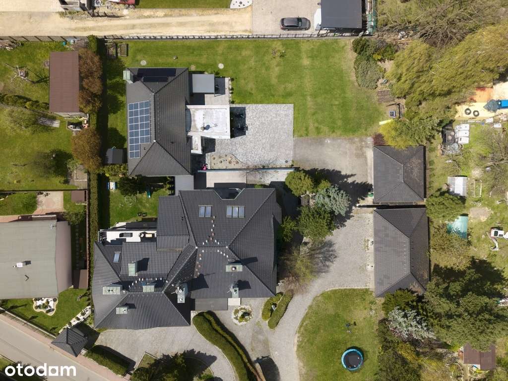 Przestronny apartament + Duży Ogród + 2 łazienki !-14