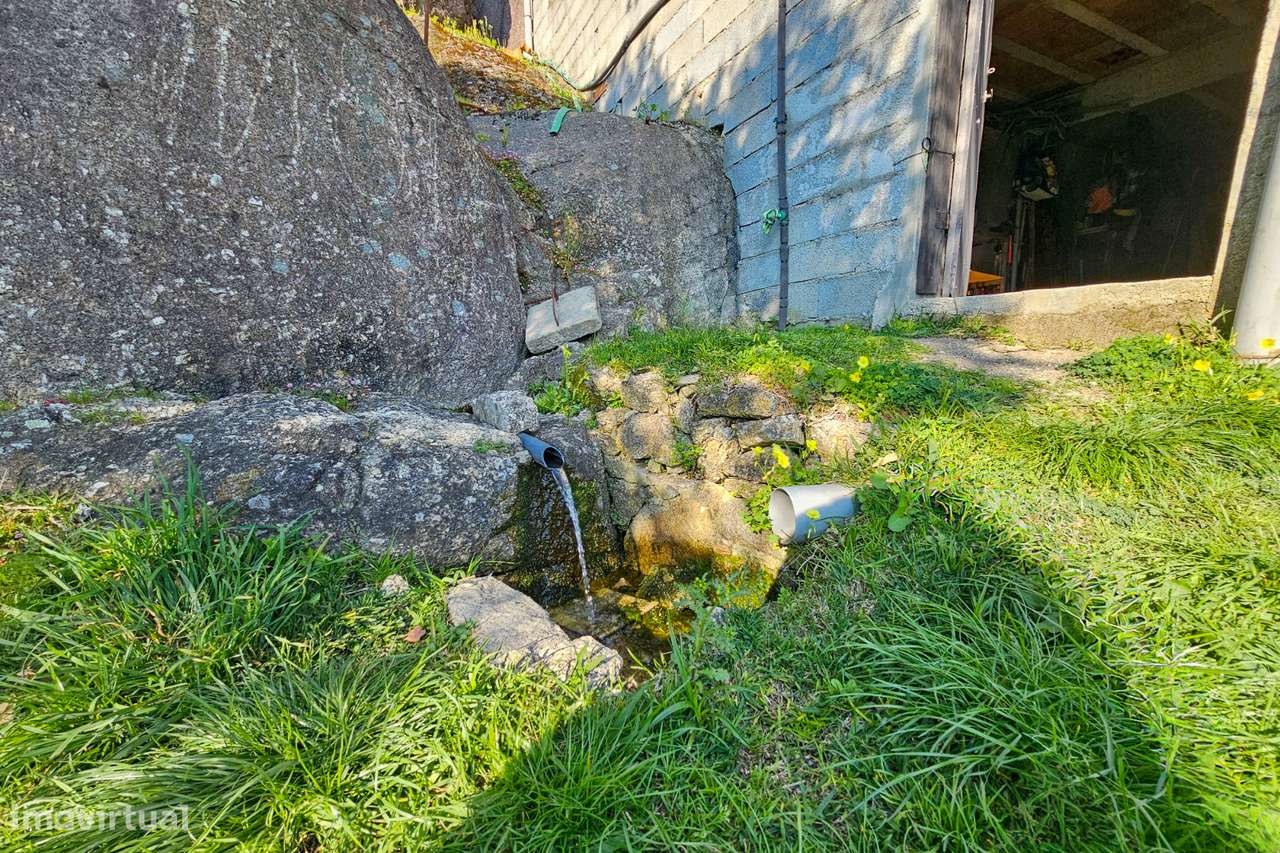 Moradia com Grande Potencial em Frades, Póvoa de Lanhoso-11
