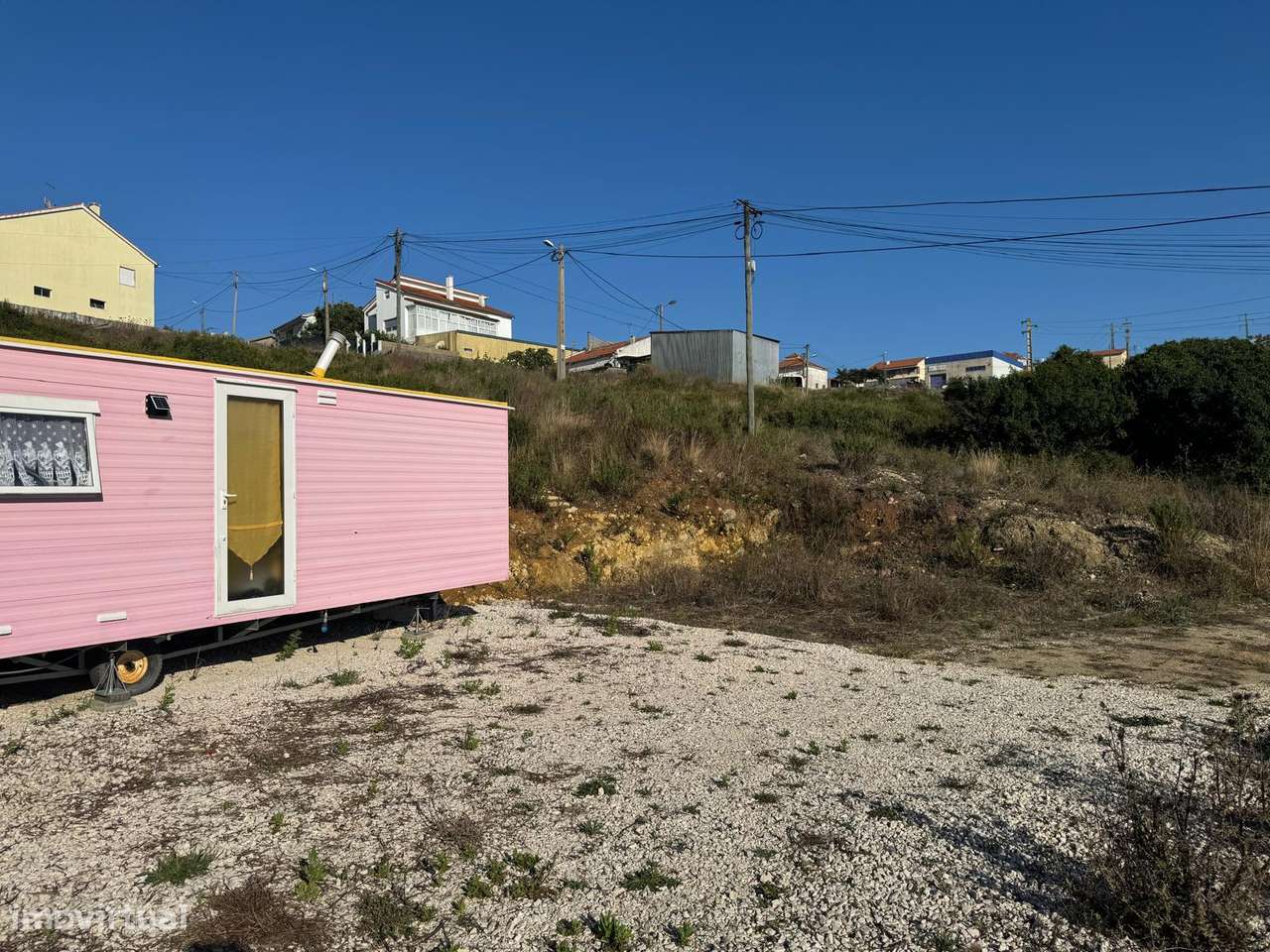 Terreno Urbano de 600m2 para construção unifamiliar ou construção de 2 - Grande imagem: 5/10