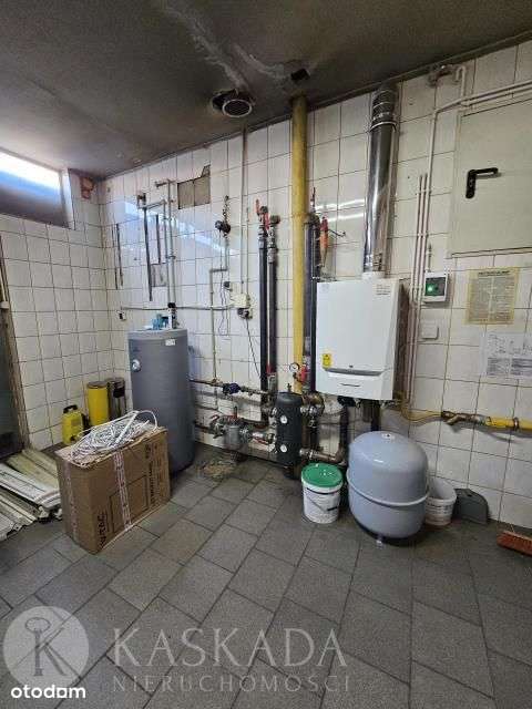 Budynek 1664m2 działka 927m2,Usługi Produkcja itp-6