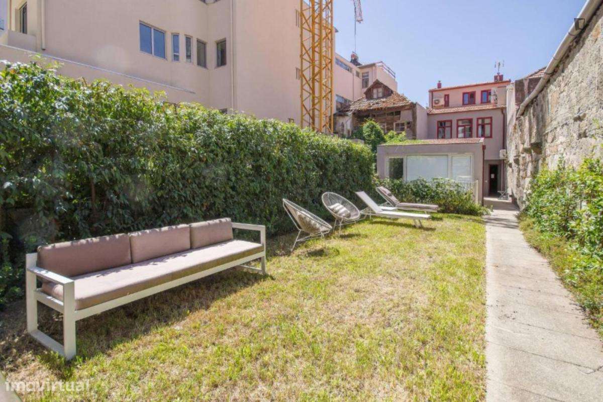 Apartamento com 2 quartos - localizado em Santo Ildefonso Porto - Grande imagem: 1/10