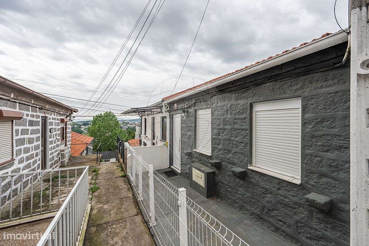 Moradia T2 para venda-22