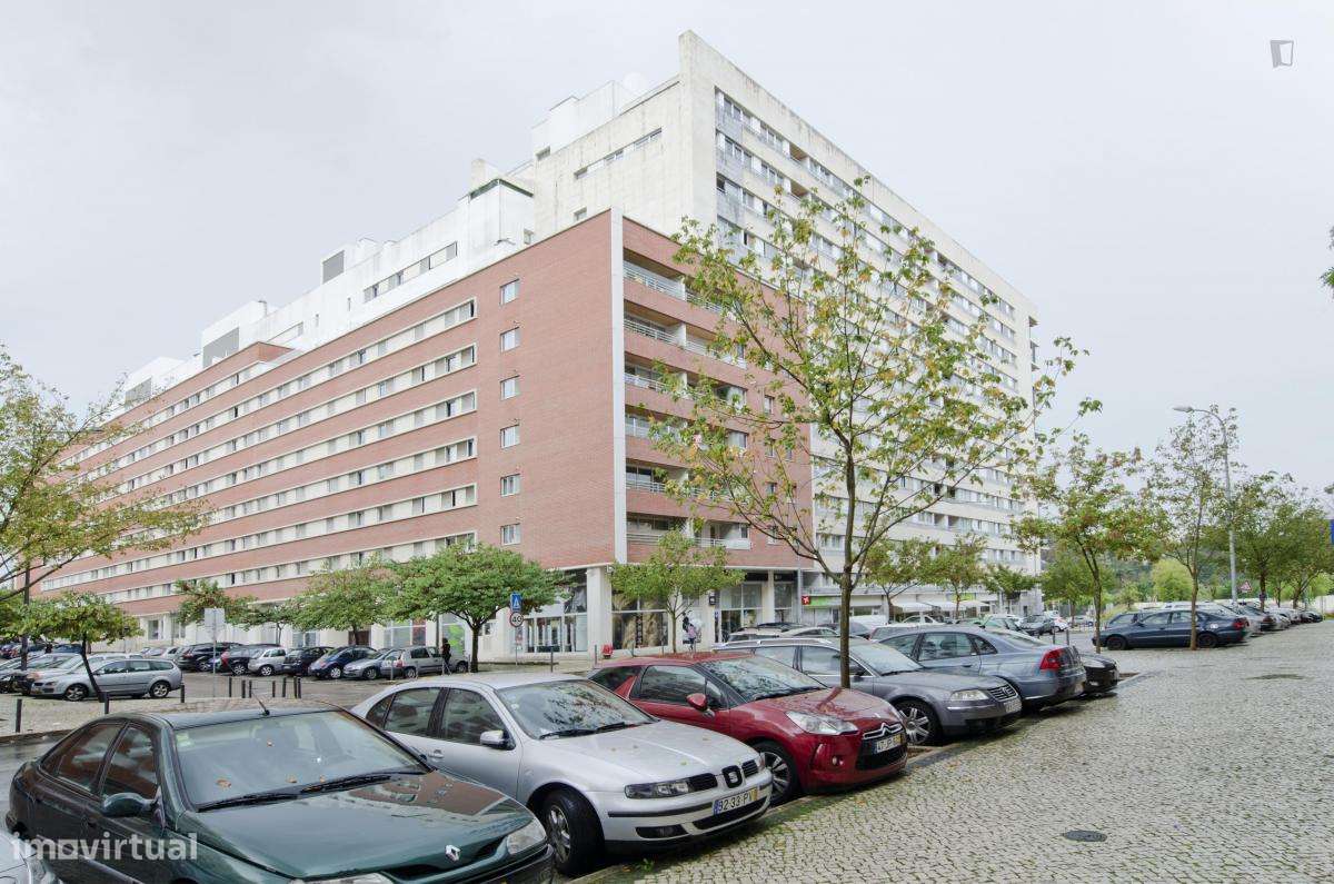 Quarto - localizado em Lumiar Lisbon - Grande imagem: 5/6