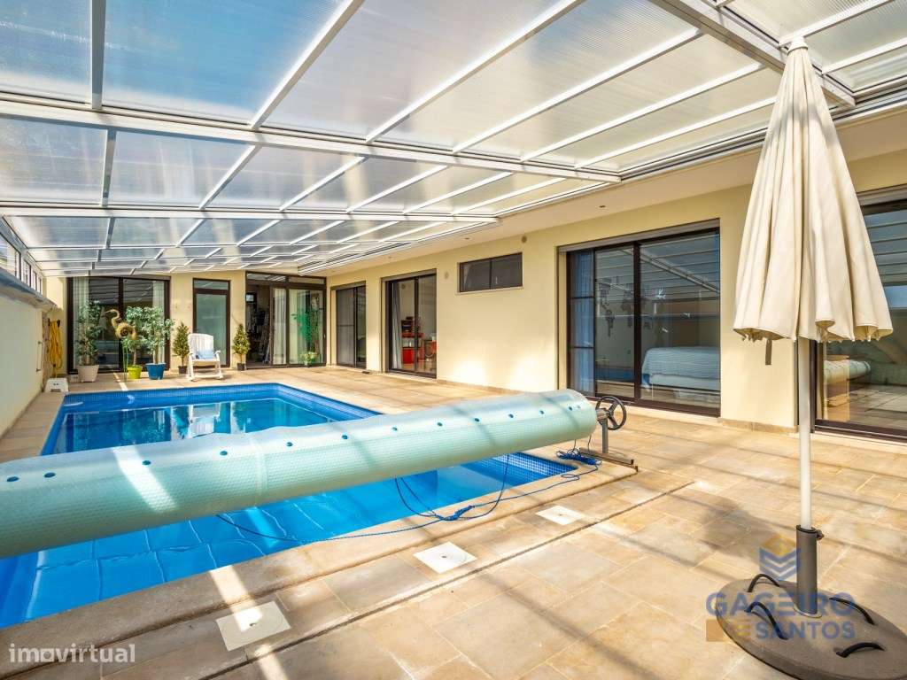 Moradia com piscina e terreno em São Martinho do Porto-41