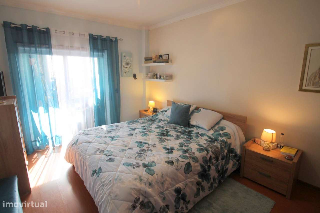 Apartamento T3 Vale Flores Mem Martins-11