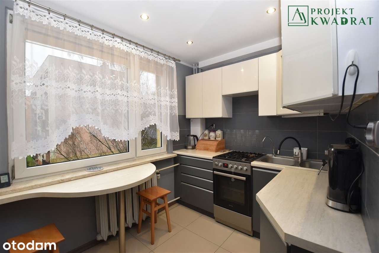 3 pokoje z dużym balkonem – świetna lokalizacja-6