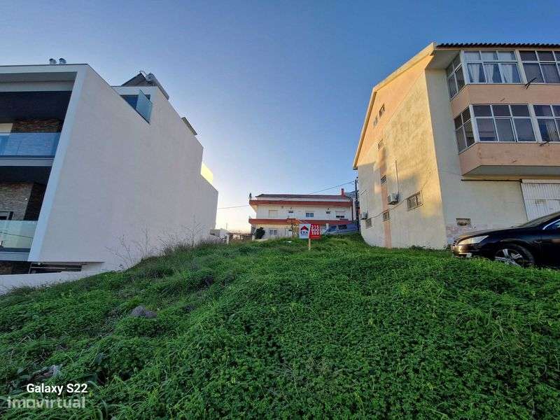 Terreno em Famões – 02 Frentes | Oportunidade | Melhor m2 da Região - Grande imagem: 4/8