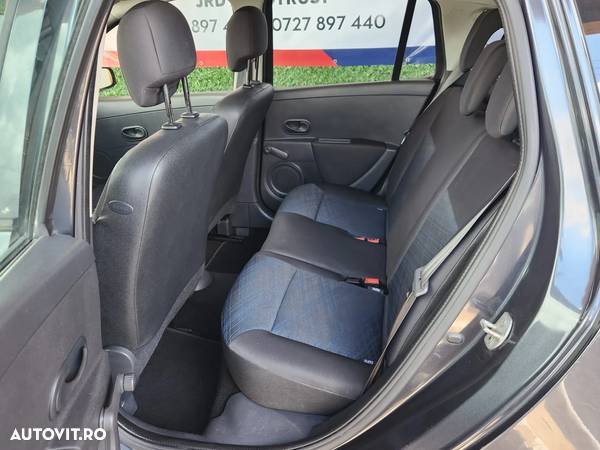 Renault Clio 1.2 16V TCE Exception - 6