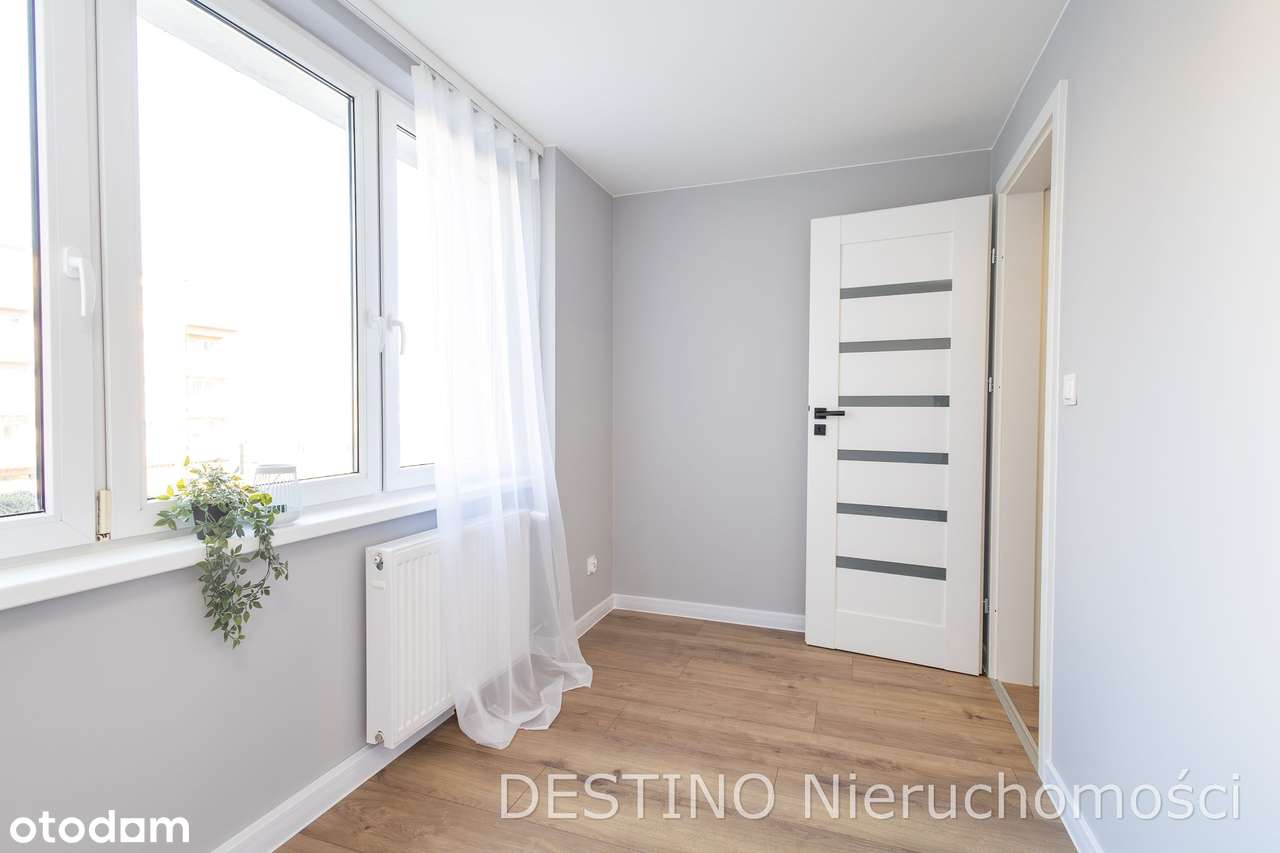 Sprzedam 3pokojowe mieszkanie z balkonem - I piętro-8