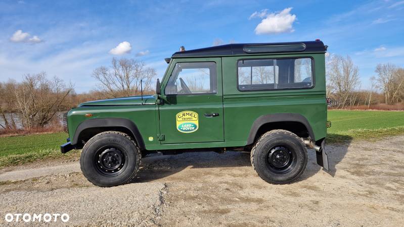 Land Rover Defender 90 2.5 TDI - 12