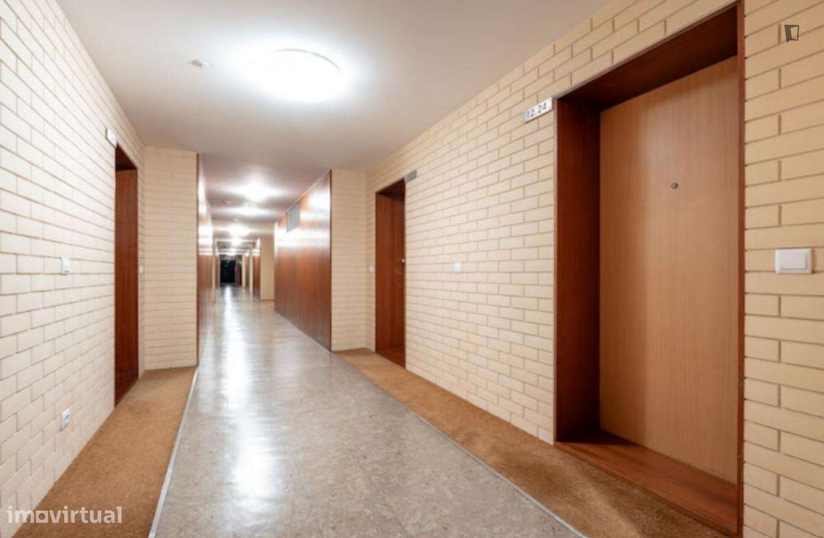 Estúdio - localizado em Campanhã Porto - Grande imagem: 3/10