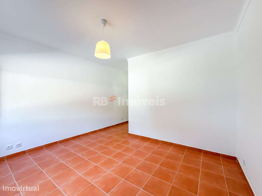 Moradia T3, c/ Jardim, Garagem e Zona de Estar Exterior - Castelo d...-43