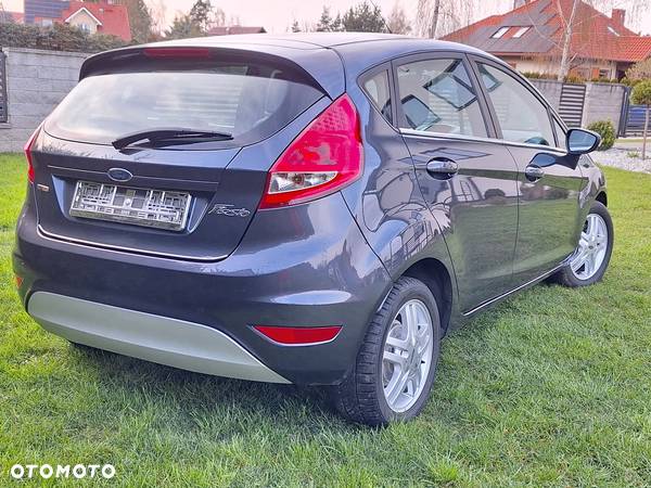 Ford Fiesta 1.4 TDCi Titanium - 10