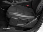 Volvo XC 40 D4 AWD Geartronic Momentum Pro - 26