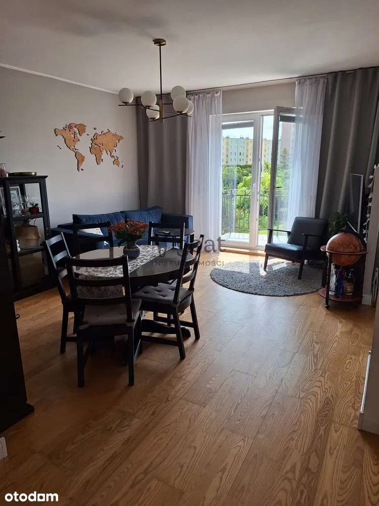 Duże mieszkanie z balkonem w centrum Tczewa - Pełny obrazek: 2/12