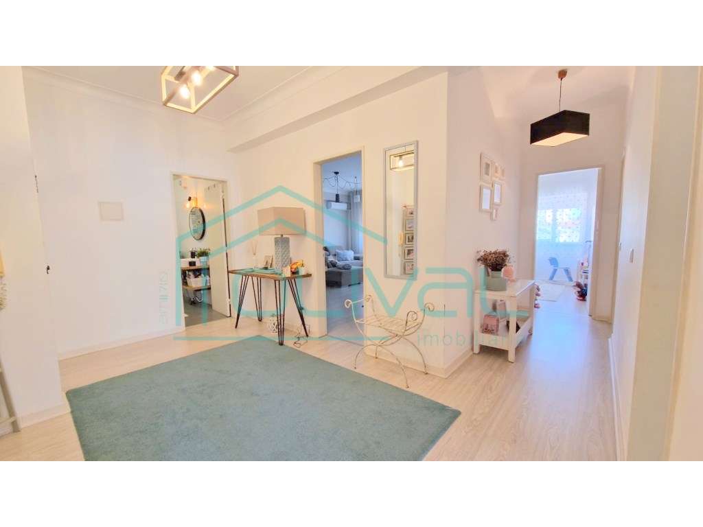 Apartamento T3 centro de Samora Correia-17