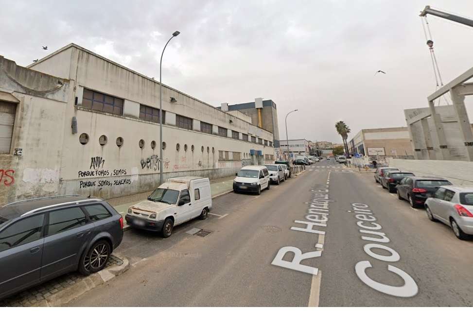 Armazém Industria Comercio e Serviços - Grande imagem: 3/12