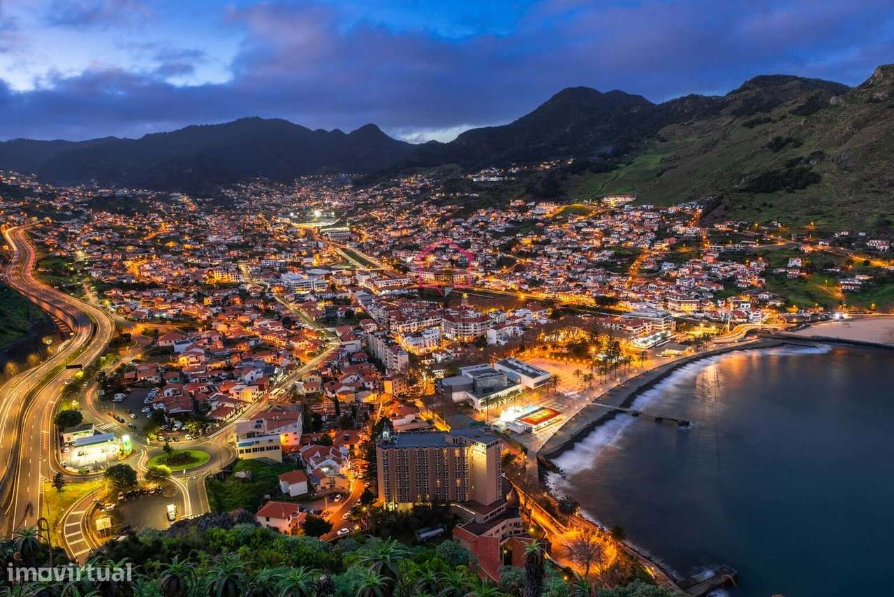 Moradia de Luxo T3 com Piscina em Machico-14