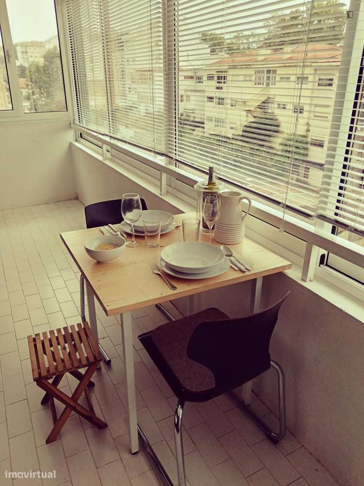 Apartamento com 1 quartos - localizado em Nevogilde Porto - Grande imagem: 4/10