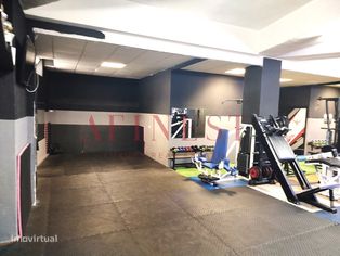 ESPAÇO COMERCIAL /HABITACIONAL EM CASCAIS - Grande imagem: 2/9