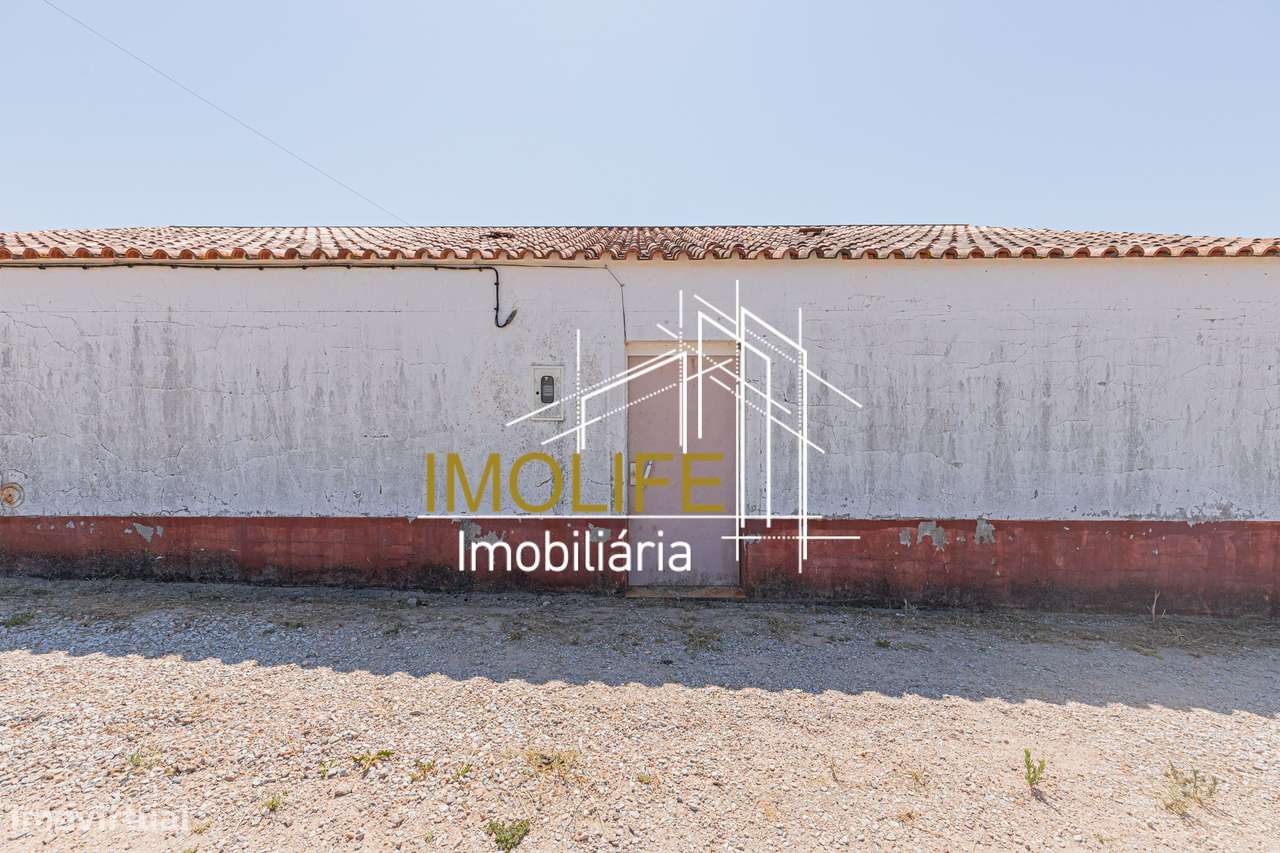 Armazém para venda em Cabeção-52