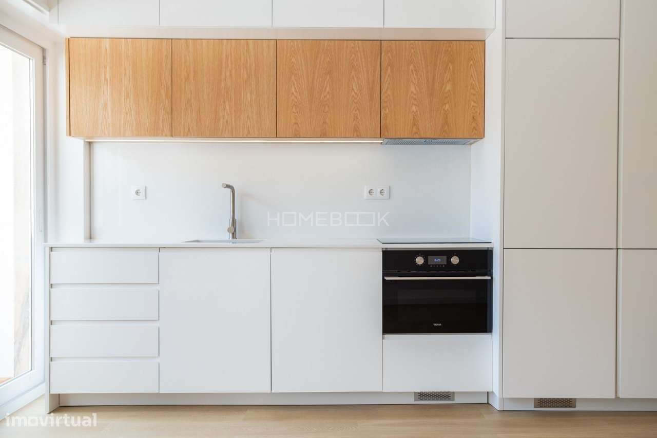Apartamento T2 renovado na Graça-5