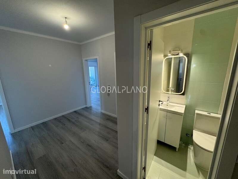 Apartamento T3 Avenida 25 de Abril-8